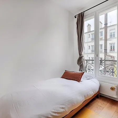 Apartment Veeve - The Onyx Edit *